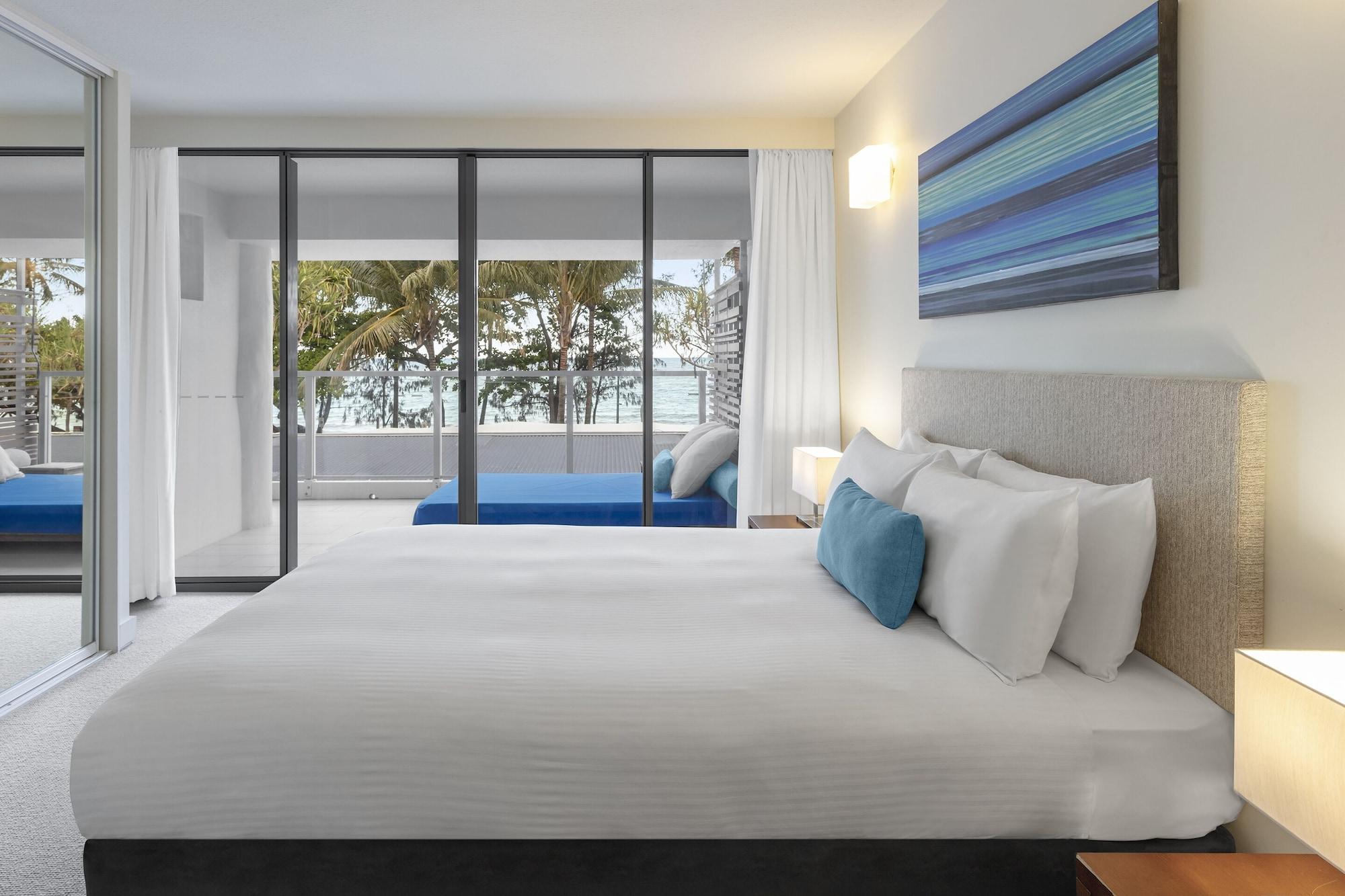 Drift Palm Cove Hotel Exterior photo